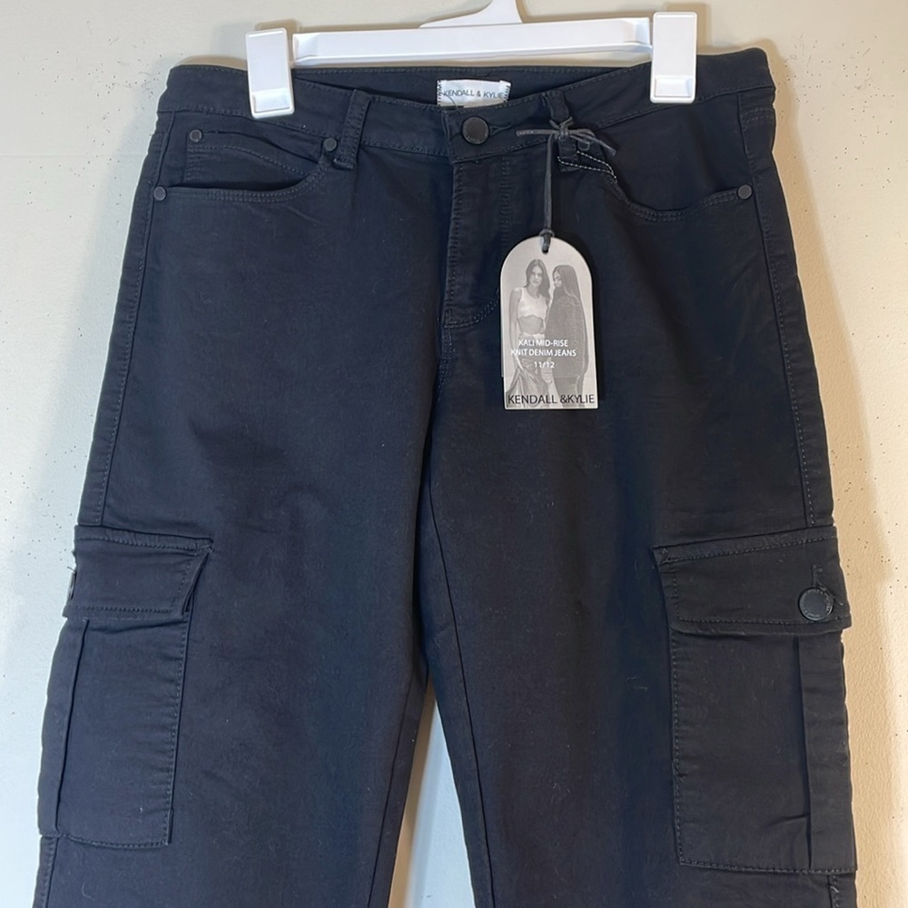 Black Cargo Jogger Jeans - Picture 4 of 10